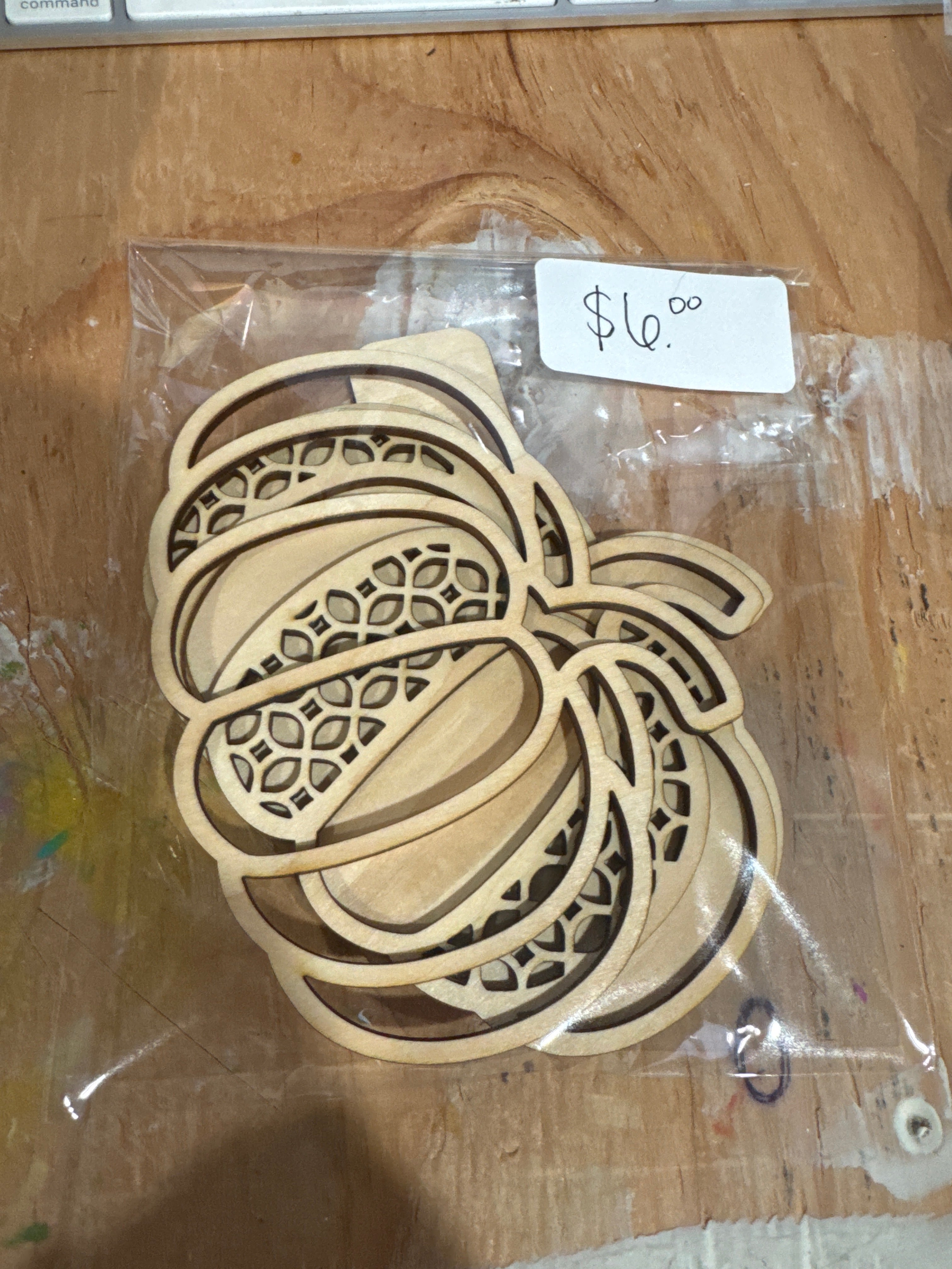 DIY pumpkin stand alone