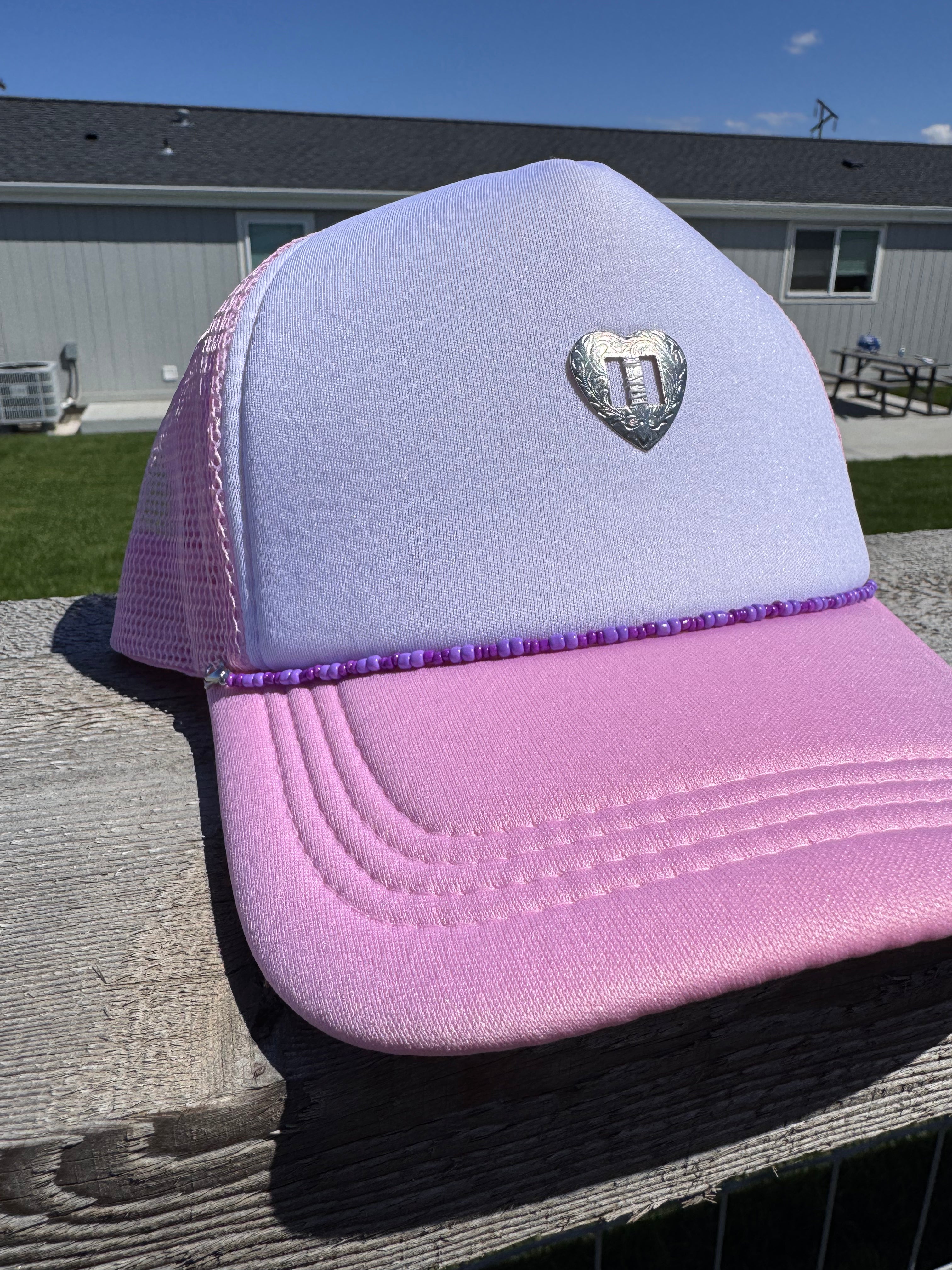 Western conch pink hat with beaded hat chain