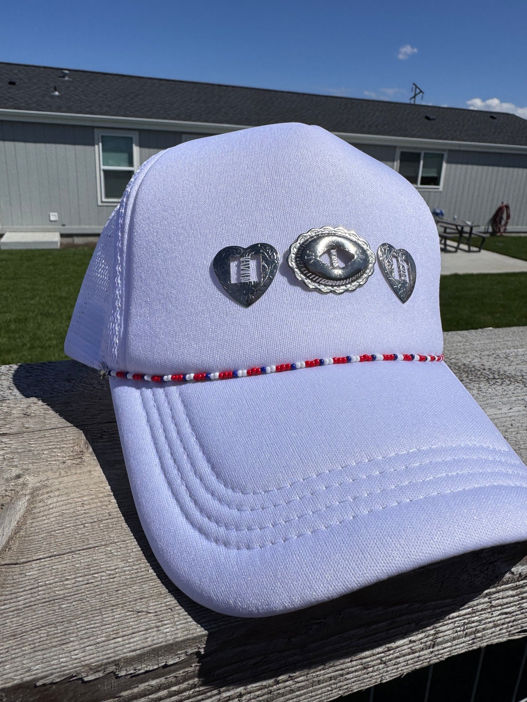 Western conch white hat with beaded hat chain